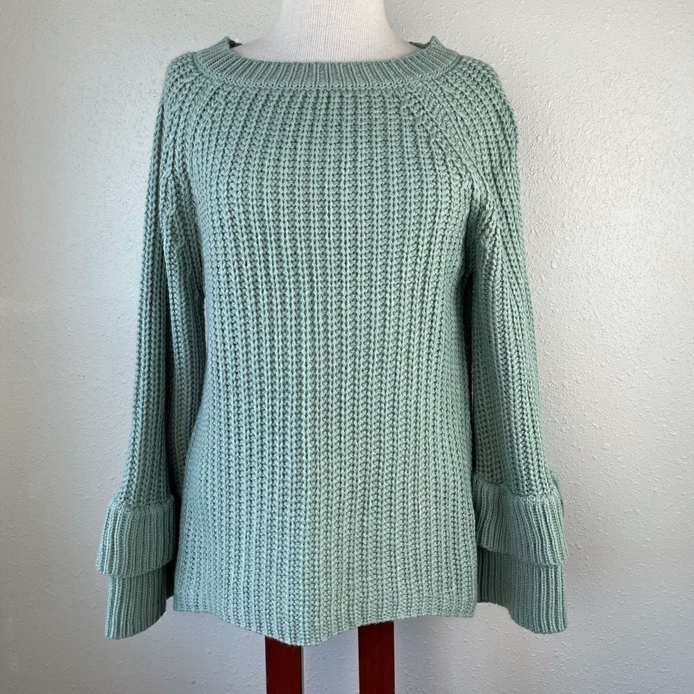 Miracle Long Sleeve Sweater Size M EUC